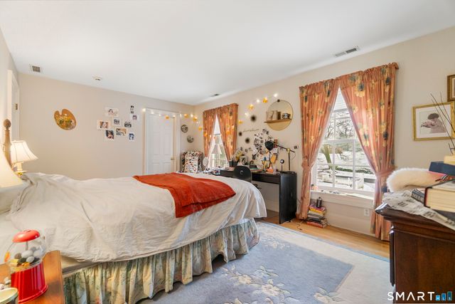 9 Perkins Road, Woodbridge, CT 06525