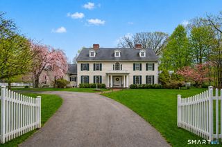 9 Perkins Road, Woodbridge, CT 06525
