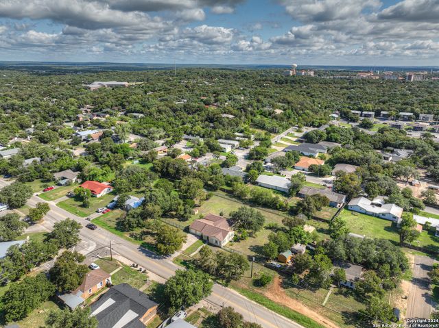 800 N Bishop, San Marcos, TX 78666