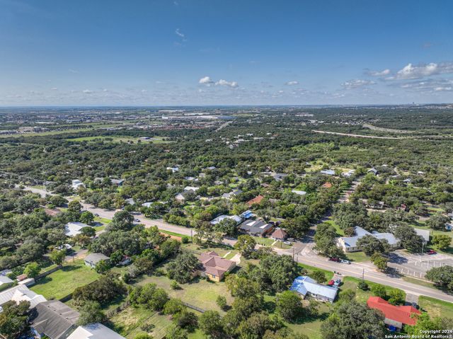 800 N Bishop, San Marcos, TX 78666