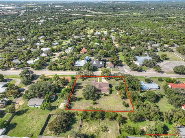 800 N Bishop, San Marcos, TX 78666