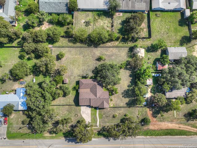 800 N Bishop, San Marcos, TX 78666