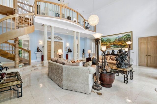 2540 Fairway Island Drive, Wellington, FL 33414