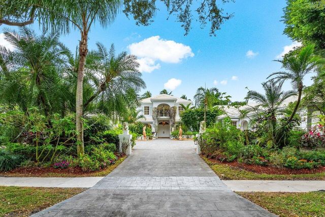 2540 Fairway Island Drive, Wellington, FL 33414