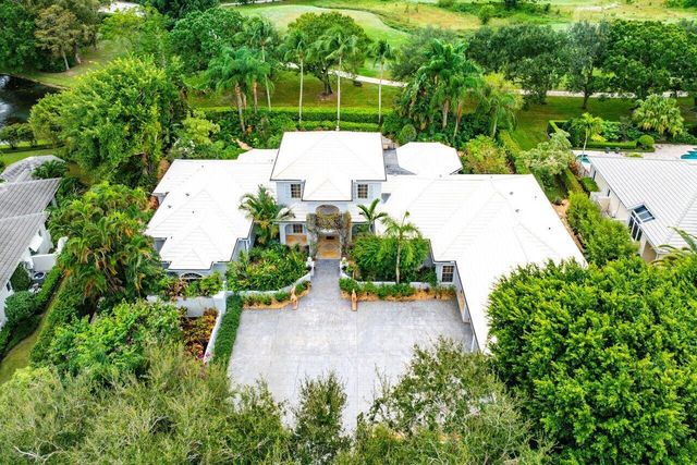 2540 Fairway Island Drive, Wellington, FL 33414