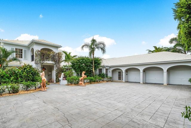 2540 Fairway Island Drive, Wellington, FL 33414