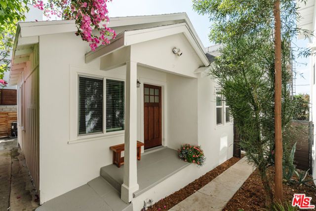 328 N Occidental Boulevard, Los Angeles, CA 90026