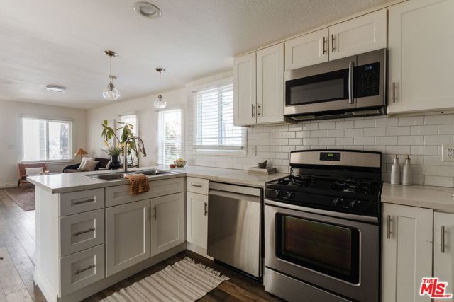 328 N Occidental Boulevard, Los Angeles, CA 90026