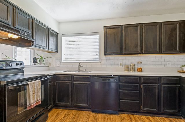 8720 Wind River Drive, Fort Worth, TX 76179