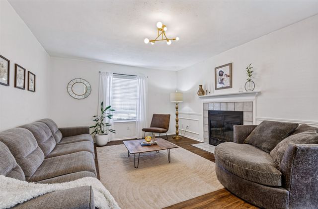 8720 Wind River Drive, Fort Worth, TX 76179