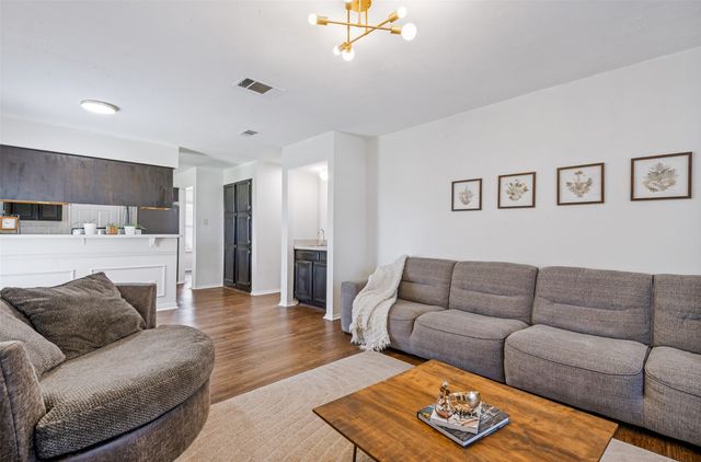 8720 Wind River Drive, Fort Worth, TX 76179