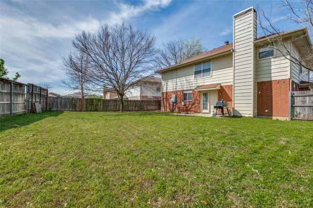 8720 Wind River Drive, Fort Worth, TX 76179