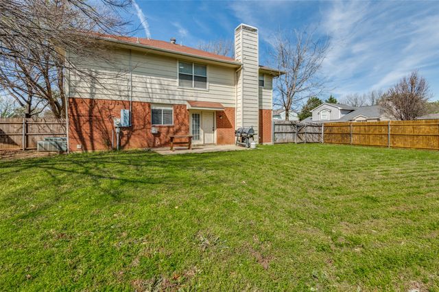 8720 Wind River Drive, Fort Worth, TX 76179