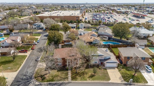 8720 Wind River Drive, Fort Worth, TX 76179