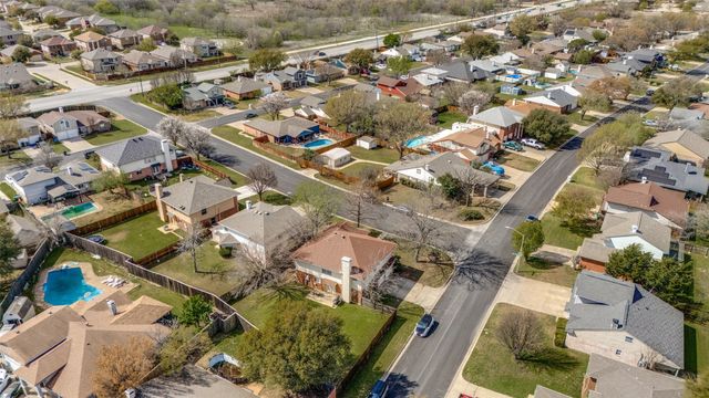 8720 Wind River Drive, Fort Worth, TX 76179