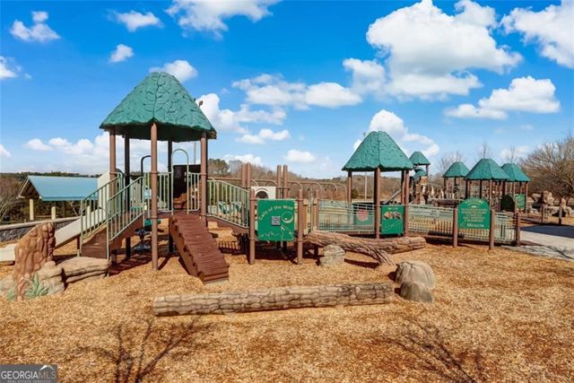 882 Nestling Drive, Lawrenceville, GA 30045