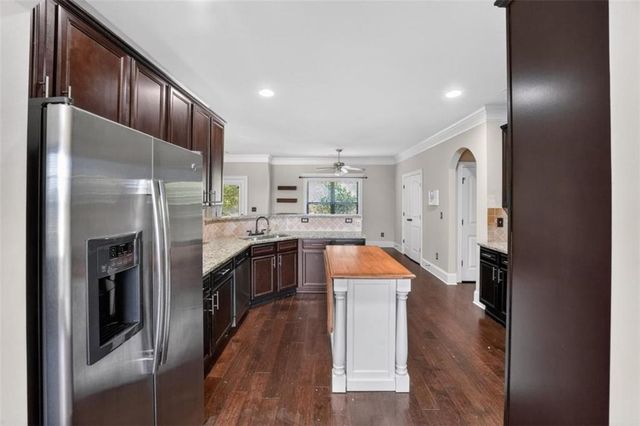 882 Nestling Drive, Lawrenceville, GA 30045