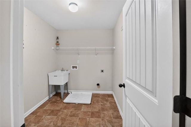 882 Nestling Drive, Lawrenceville, GA 30045