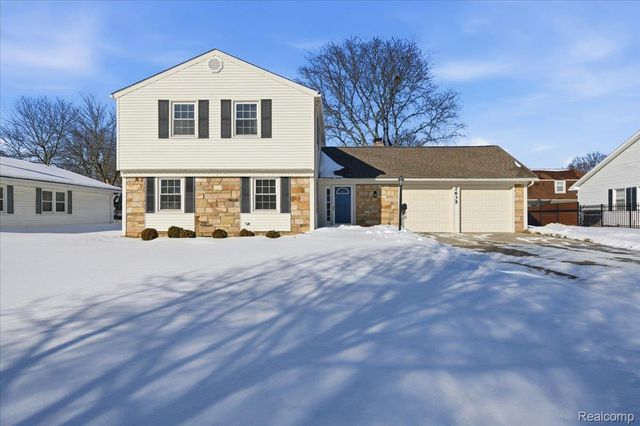 2635 Renshaw Drive, Troy, MI 48085