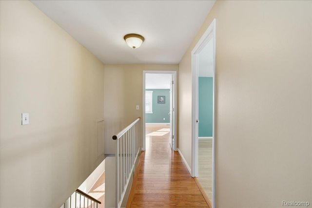 2635 Renshaw Drive, Troy, MI 48085