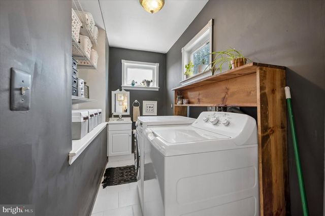 561 LEVERINGTON AVE, Philadelphia, PA 19128