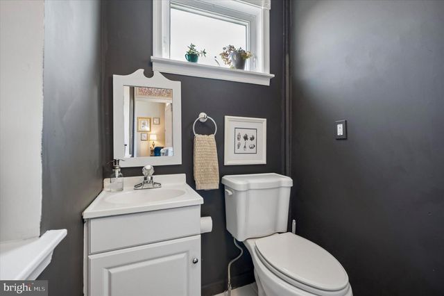 561 LEVERINGTON AVE, Philadelphia, PA 19128