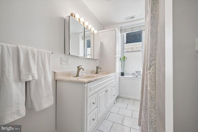 561 LEVERINGTON AVE, Philadelphia, PA 19128