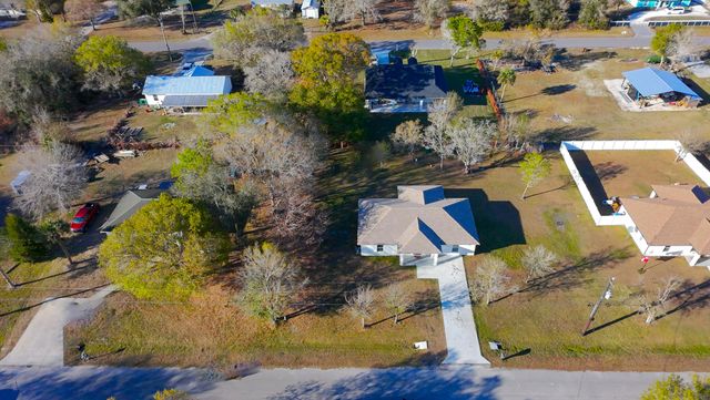 7757 NW 82nd Court, Okeechobee, FL 34972