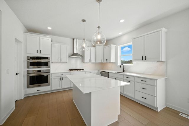 12103 Aurora Avenue, Rogers, MN 55374