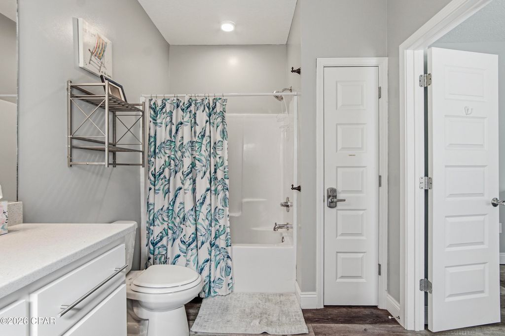 Image 23 of property listing at 5623 Hilltop Avenue, Panama City Beach, FL 32408
