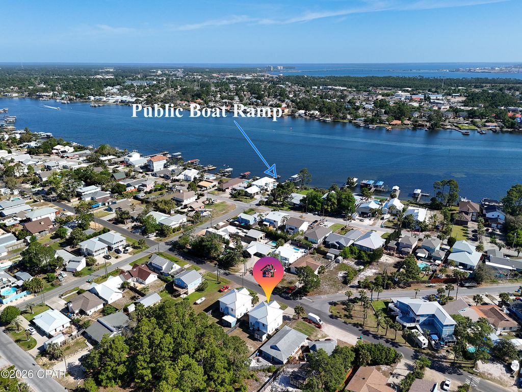 Image 44 of property listing at 5623 Hilltop Avenue, Panama City Beach, FL 32408