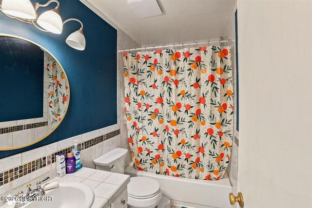 6601 Eileen Circle, Anchorage, AK 99507