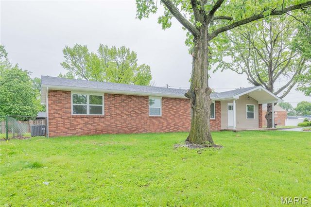 615 Texas Boulevard, Bethalto, IL 62010