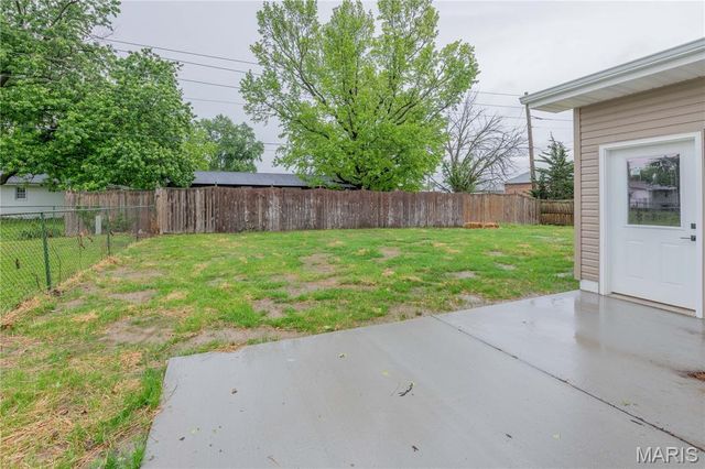 615 Texas Boulevard, Bethalto, IL 62010