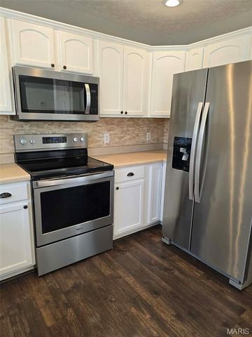 117 La Vista Drive, Waynesville, MO 65583