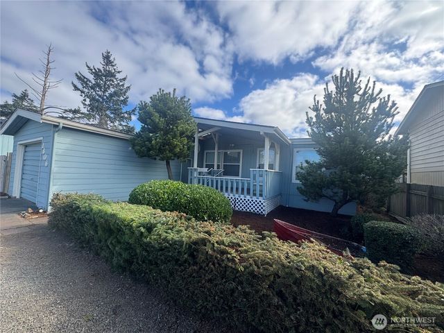 1606 Washington Avenue S, Long Beach, WA 98631