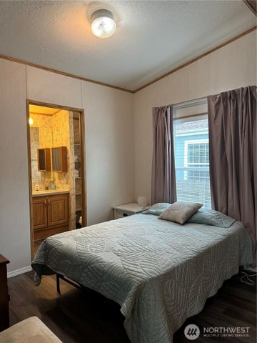 1606 Washington Avenue S, Long Beach, WA 98631