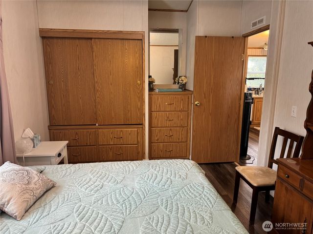 1606 Washington Avenue S, Long Beach, WA 98631