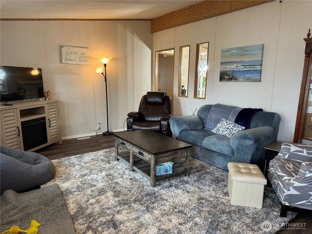 1606 Washington Avenue S, Long Beach, WA 98631