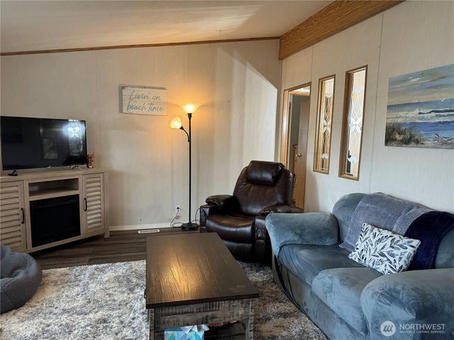 1606 Washington Avenue S, Long Beach, WA 98631