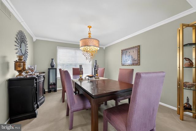 2 DOMINION DR, Marlton, NJ 08053
