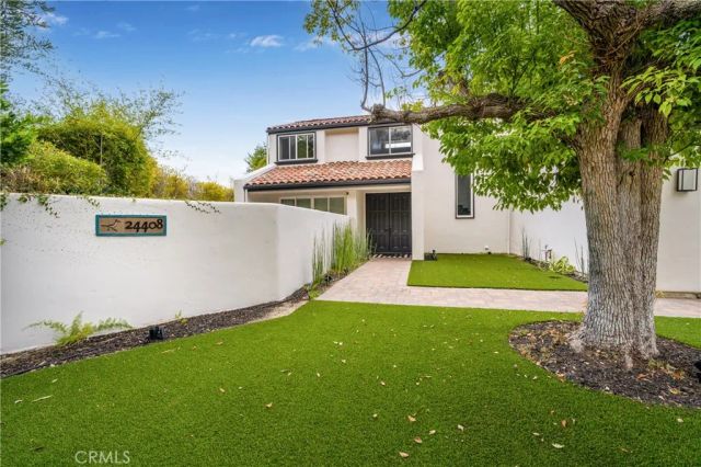 24408 Voltara Court, Calabasas, CA 91302