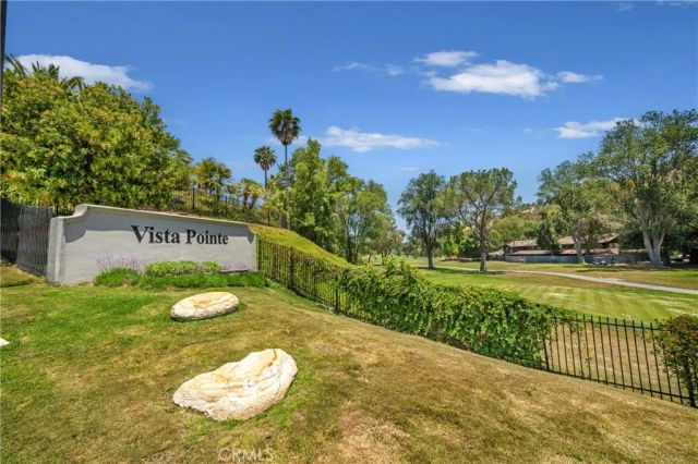24408 Voltara Court, Calabasas, CA 91302