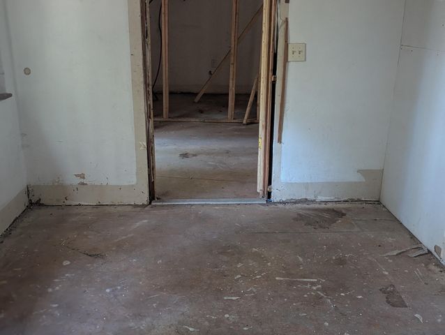 211 Goa Way, Lewiston, CA 96052