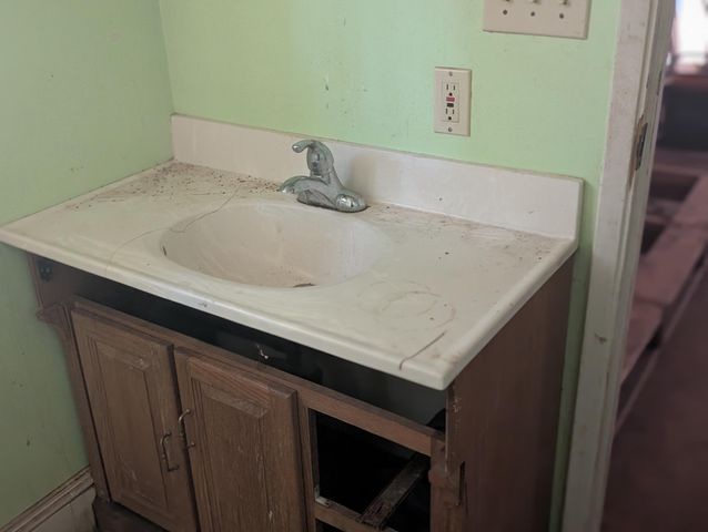 211 Goa Way, Lewiston, CA 96052