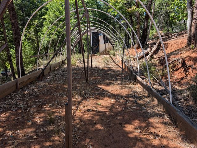 211 Goa Way, Lewiston, CA 96052