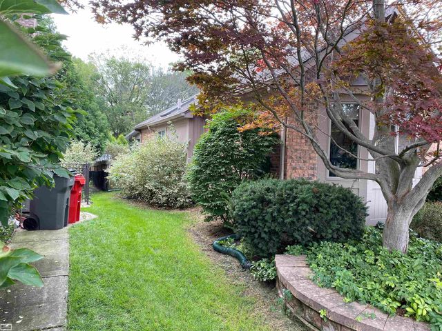 43243 RIVERWAY Drive, Clinton Twp, MI 48038