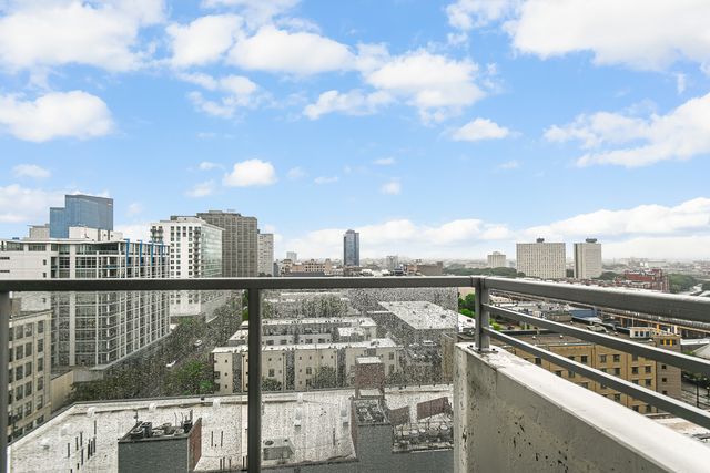 1720 S Michigan Avenue 1210, Chicago, IL 60616