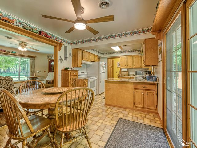 4496 School Road, Temperance, MI 48182