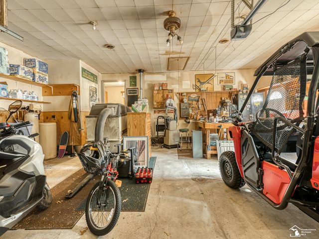 4496 School Road, Temperance, MI 48182